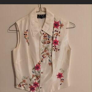 Embroidered Sleeveless White Top